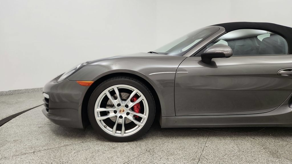Used 2014 Porsche Boxster S RWD image 16