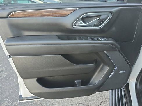 Used 2021 Chevrolet Tahoe High Country w/ Premium Package image 26