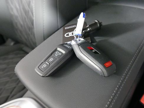 Used 2025 Audi SQ5 Premium Plus w/ Premium Plus Package AWD/4WD image 23