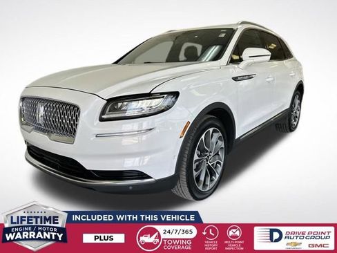 Used 2023 Lincoln Nautilus Reserve w/ Equipment Group 201A AWD/4WD image 4