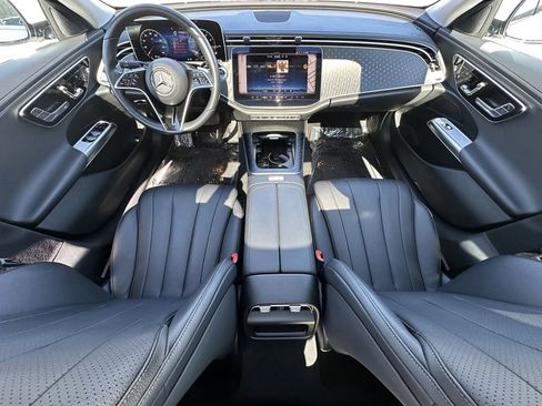 Certified 2025 Mercedes-Benz E 350 4MATIC Sedan image 27