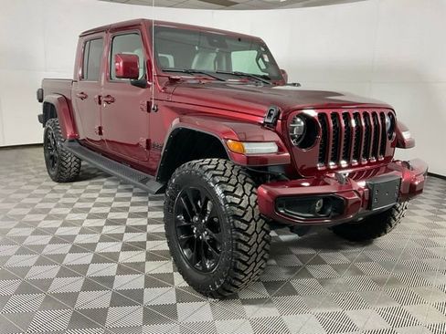 Used 2021 Jeep Gladiator Overland image 3