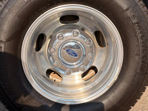 Used 2026 Ford F350 Lariat AWD/4WD image 36