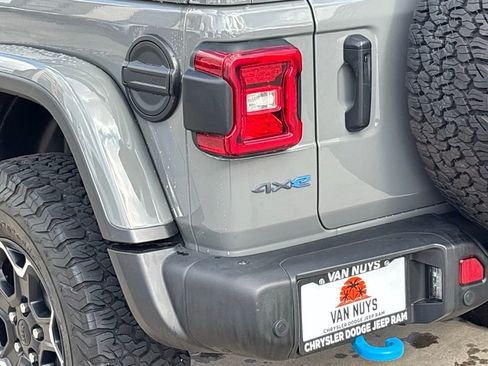 Used 2023 Jeep Wrangler Unlimited Rubicon 4xe w/ Steel Bumper Group image 6