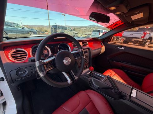 Used 2012 Ford Mustang Boss 302 w/ Boss 302 Accessory Pkg image 12