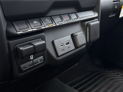 New 2026 Chevrolet Silverado 1500 Custom w/ LPO, Dark Essentials Package image 15