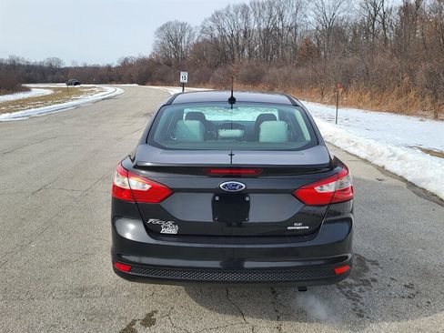 Used 2013 Ford Focus SE FWD image 8