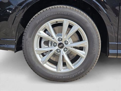 New 2025 Audi Q3 2.0T Premium image 9