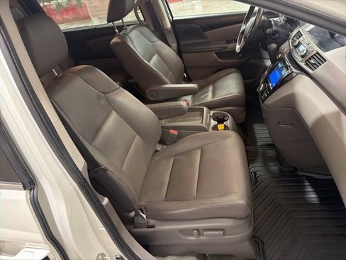Used 2016 Honda Odyssey EX-L image 15