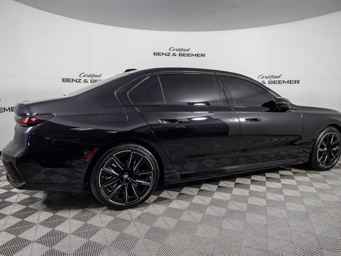 Used 2023 BMW 740i RWD image 4