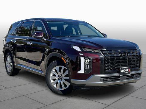 Used 2023 Hyundai Palisade SE image 2