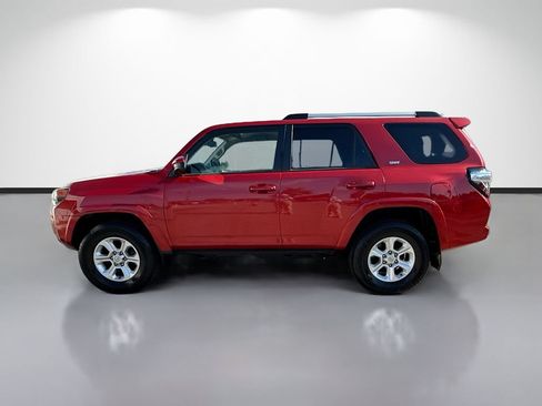 Used 2021 Toyota 4Runner SR5 AWD/4WD image 6