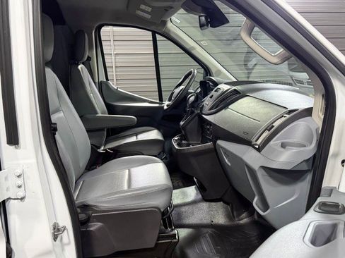 Used 2019 Ford Transit 250 130 Low Roof image 19