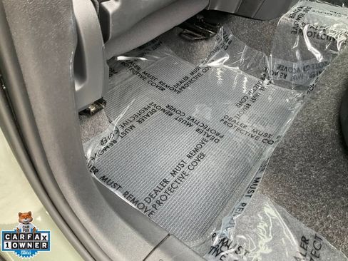 Used 2023 Volvo XC40 Recharge Plus w/ Protection Package Premier AWD/4WD image 29