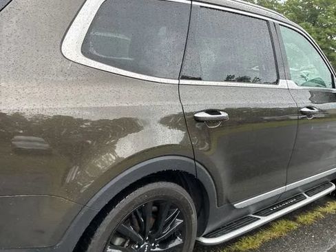 Used 2022 Kia Telluride SX w/ SX Prestige Package AWD/4WD image 5