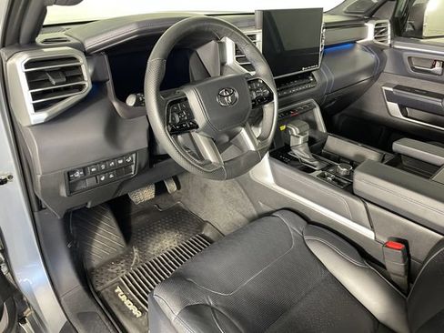 Used 2023 Toyota Tundra Platinum AWD/4WD image 3