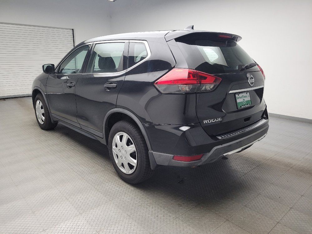 Used 2017 Nissan Rogue S AWD/4WD image 5