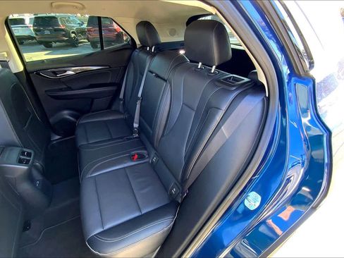 Used 2023 Buick Envision Essence image 19