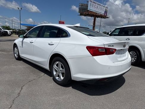Used 2024 Chevrolet Malibu LT image 11