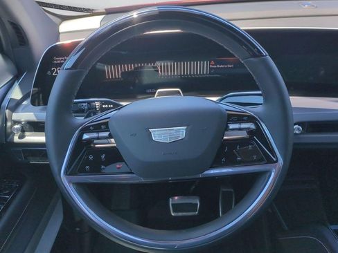 Certified 2026 Cadillac Vistiq Premium Luxury w/ LPO, Floor Liner Package AWD/4WD image 23