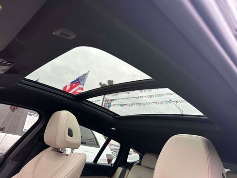 Used 2023 BMW X4 xDrive30i w/ M Sport Package image 21