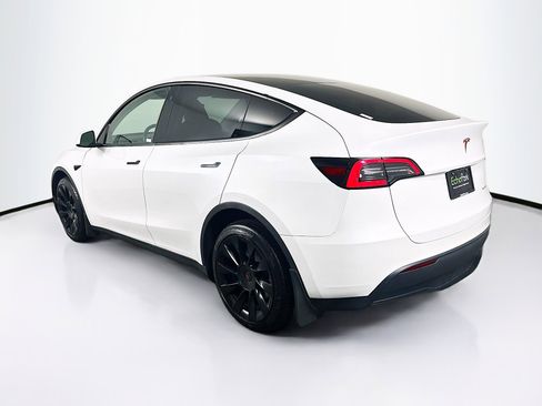 Used 2023 Tesla Model Y Long Range image 5