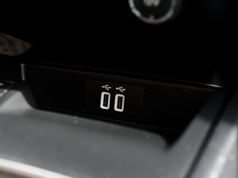 Used 2020 Ford Ranger Lariat w/ Equipment Group 501A Mid image 17