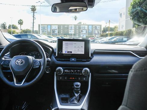 Used 2024 Toyota RAV4 XLE image 12