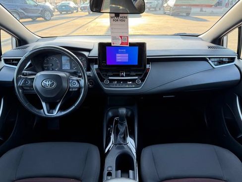 Used 2023 Toyota Corolla SE w/ SE Premium Package FWD image 17