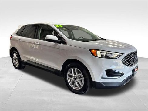 Used 2024 Ford Edge SEL AWD/4WD image 3