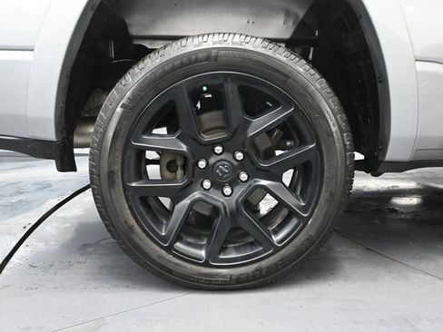 Used 2020 RAM 1500 Laramie image 17