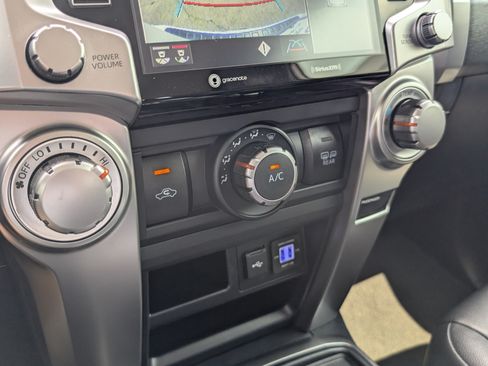 Used 2022 Toyota 4Runner TRD Sport w/ Technology Package RWD image 15
