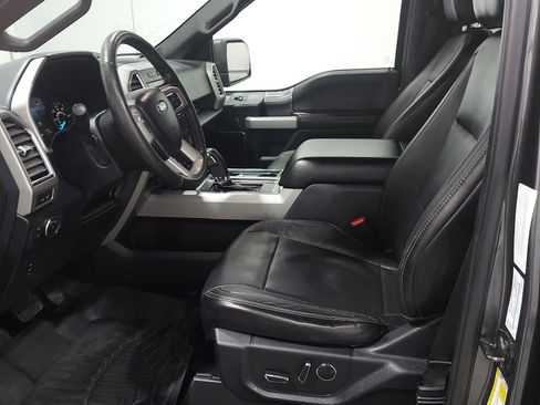 Used 2015 Ford F150 Lariat w/ Equipment Group 502A Luxury AWD/4WD image 14
