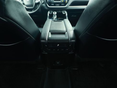 Used 2024 Toyota Grand Highlander FWD image 31