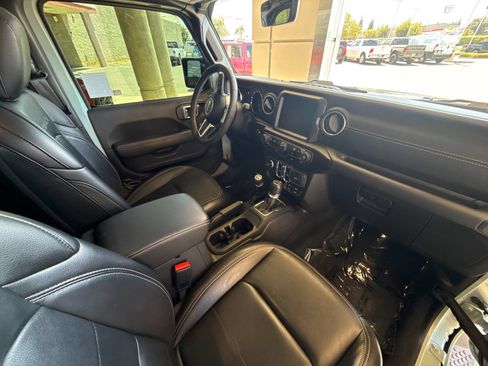 Used 2023 Jeep Wrangler Unlimited Sahara w/ Dual Top Group AWD/4WD image 15