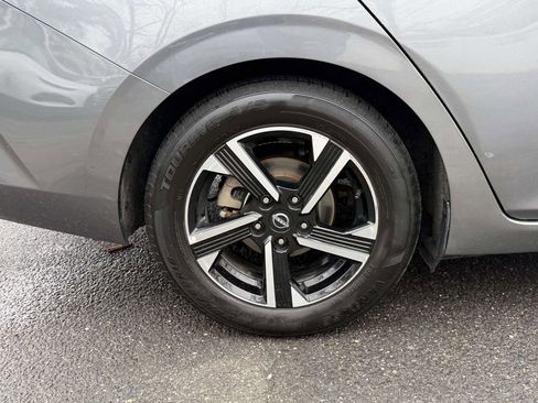 Used 2024 Nissan Sentra SV FWD image 10