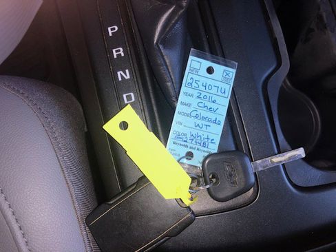 Used 2016 Chevrolet Colorado W/T w/ WT Convenience Package image 15