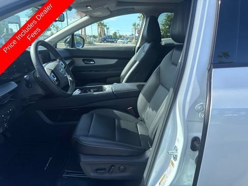 Used 2025 Nissan Murano SL w/ Cargo Package AWD/4WD image 11