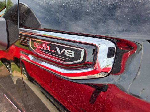 Used 2021 GMC Sierra 1500 Denali w/ Denali Premium Package image 5