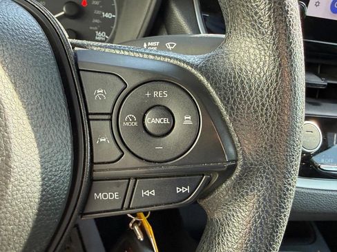 Used 2024 Toyota Corolla LE FWD image 25