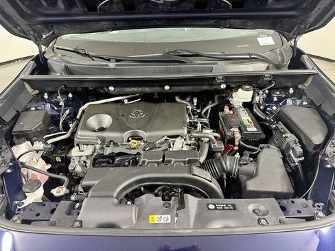 Used 2019 Toyota RAV4 XLE FWD image 32