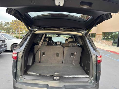 Used 2019 Chevrolet Traverse LT w/ LPO, Floor Liner Package image 83