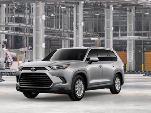 New 2026 Toyota Grand Highlander XLE FWD image 1