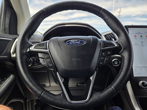 Certified 2024 Ford Edge SEL w/ Convenience Package AWD/4WD image 18