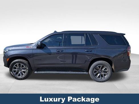 Used 2024 Chevrolet Tahoe Z71 w/ Luxury Package AWD/4WD image 7