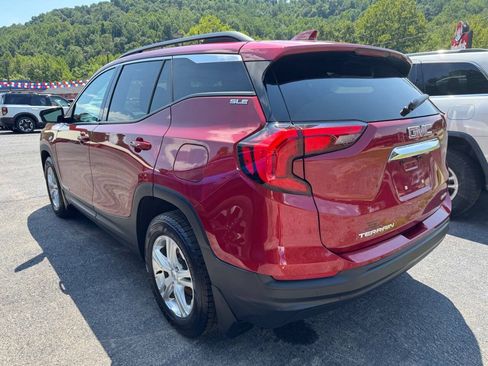 Used 2020 GMC Terrain SLE w/ Driver Convenience Package AWD/4WD image 7
