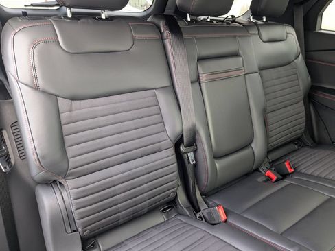 New 2026 Ford Explorer ST-Line w/ ST-Line Street Pack AWD/4WD image 10