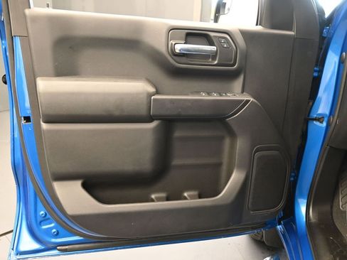Used 2022 Chevrolet Silverado 1500 Custom image 27