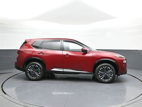 Used 2026 Nissan Rogue Platinum w/ Tech Package AWD/4WD image 5