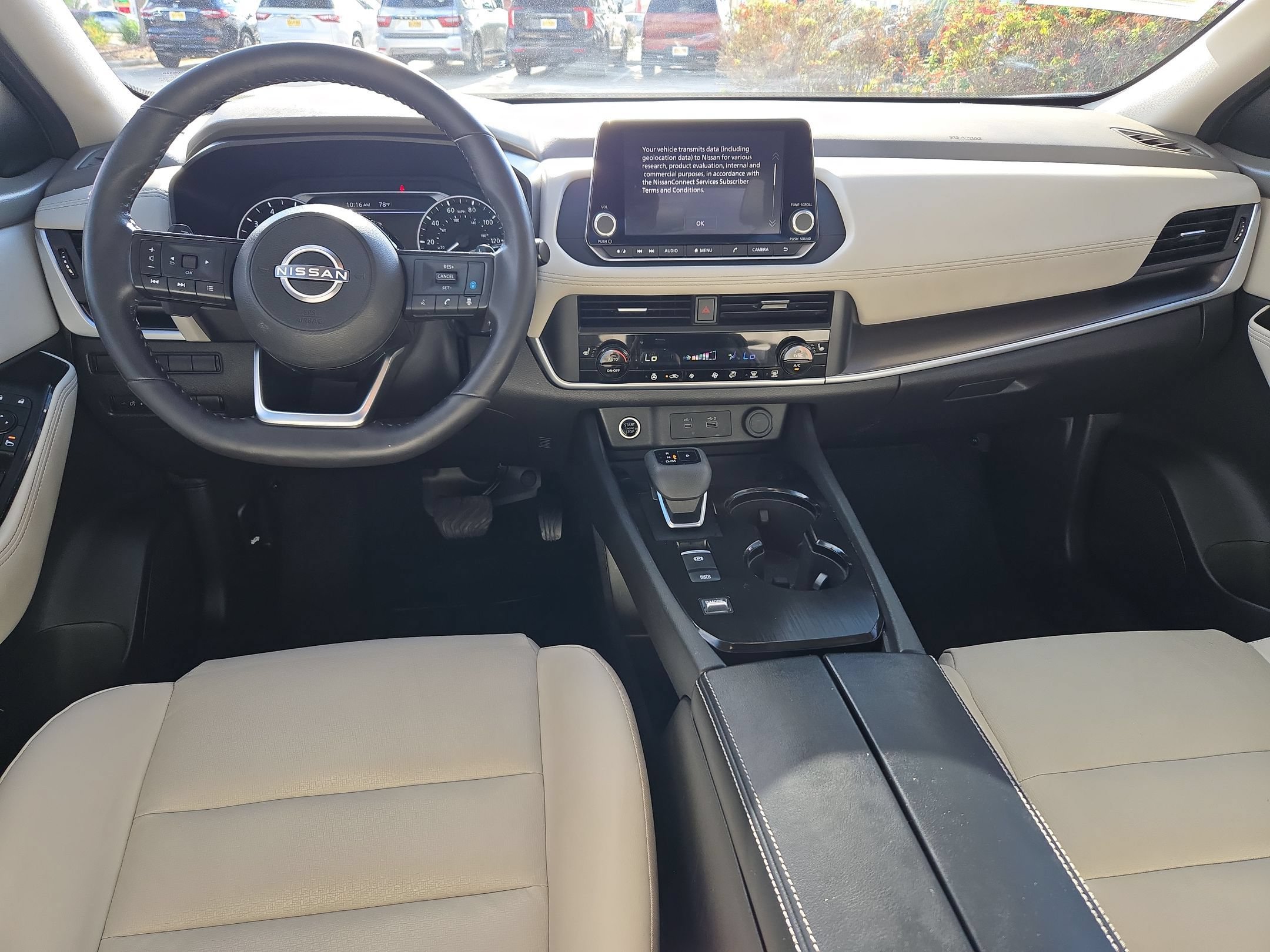 Used 2023 Nissan Rogue SV w/ SV Premium B Package FWD image 16